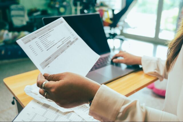 Successful Entrepreneurs Outsource These 5 Tasks — Do You?