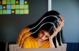 Job Hugging Is the New Quiet Quitting